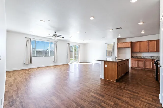 $497,955 | 895 East Curtis Avenue, Fowler, CA 93625