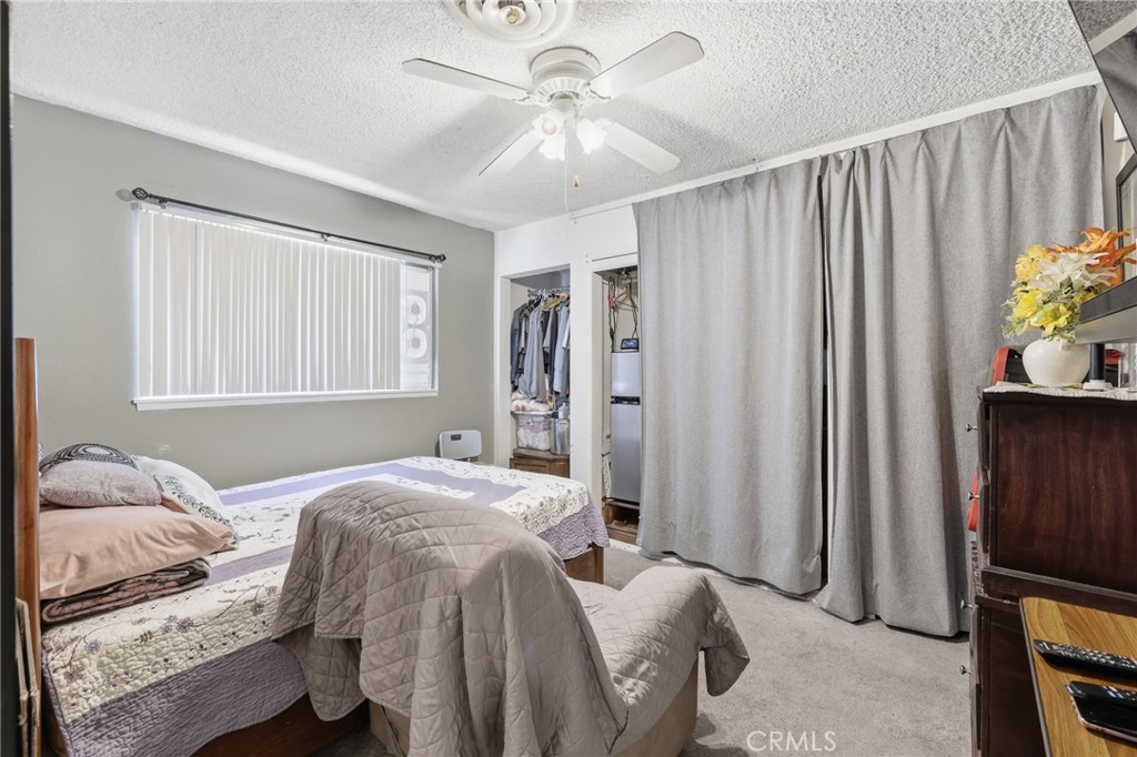 1490 Anderson Street Simi Valley, CA 93065 - Photo 22 of 37