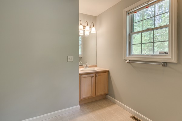 108 Autumn Road Dracut, MA 01826 - Photo 17 of 20 Gallery Image 17