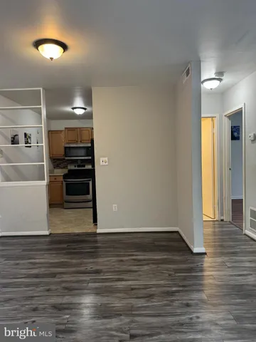 $1,190 | 130 Slade Avenue, Unit 302, Pikesville, MD 21208