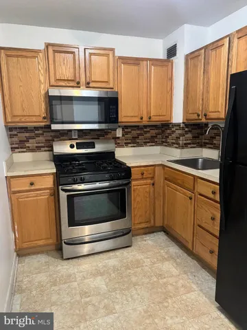 $1,190 | 130 Slade Avenue, Unit 302, Pikesville, MD 21208