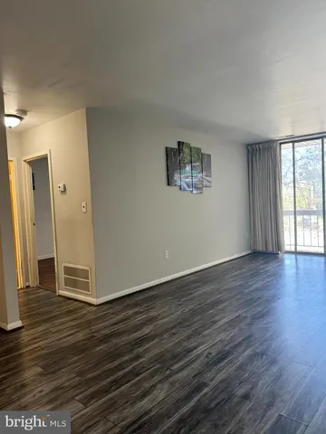 $1,190 | 130 Slade Avenue, Unit 302, Pikesville, MD 21208