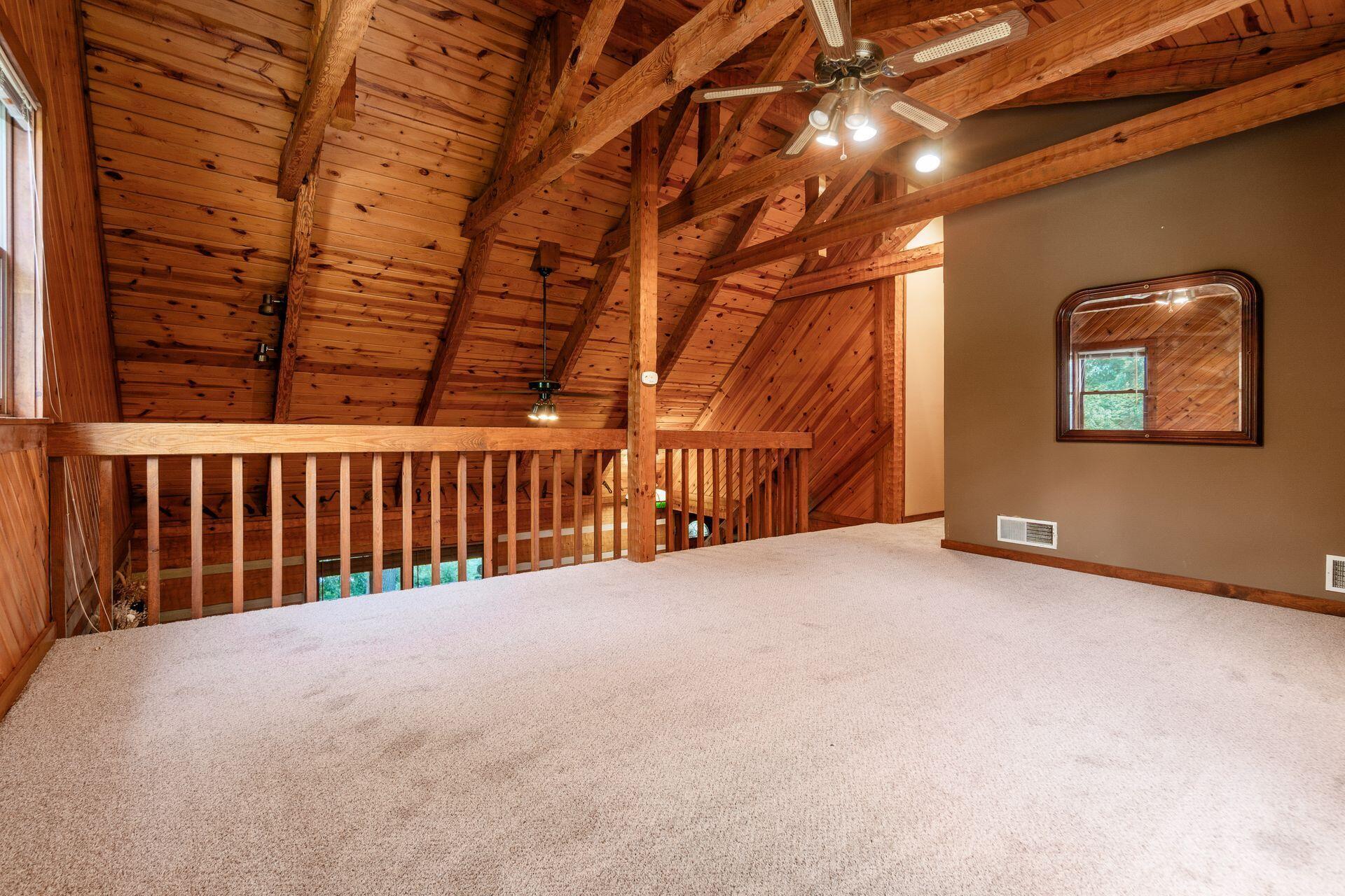 517 Ross Road Southeast Lancaster, OH 43130 - Photo 15 of 30 Loft