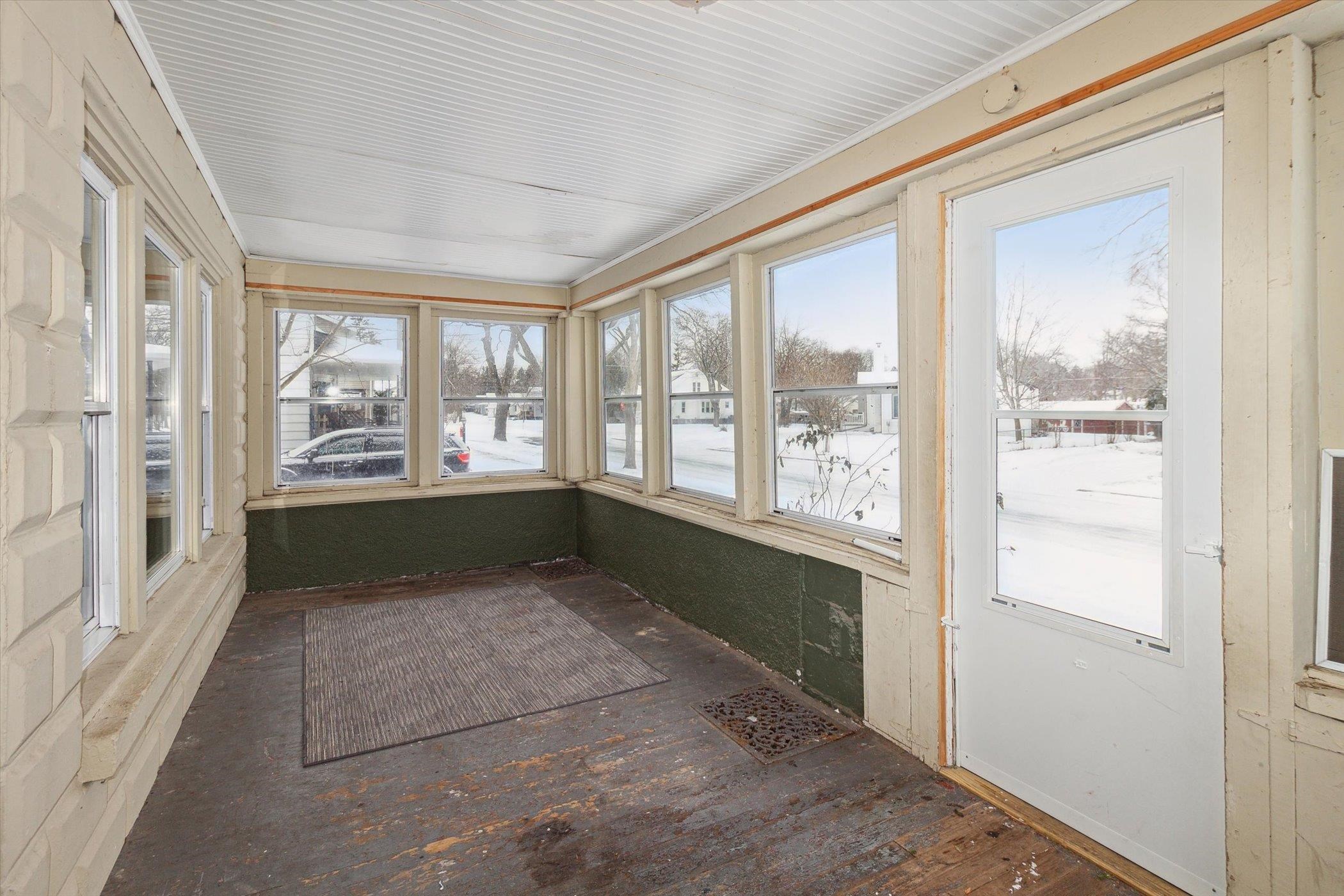 159 Allen Avenue Alma, MI 48801 - Photo 7 of 49 1934146-208b424d-48d5-4edc-a242-564928b33dc6.JPG