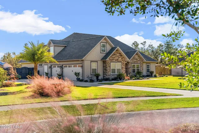 $637,900 | 130 Lake Merial Boulevard, Panama City, FL 32409
