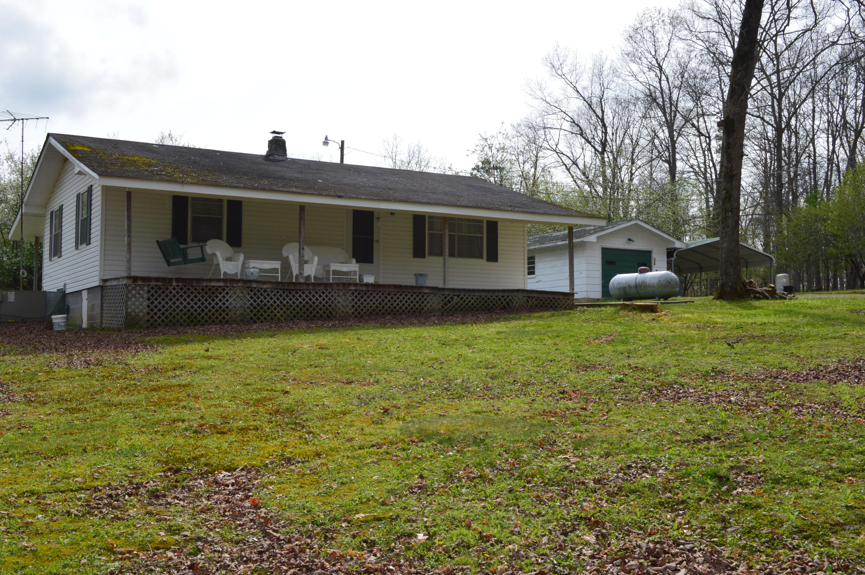 234 Stocker Road Palmer, TN 37365 - Photo 3 of 14 DSC_0758