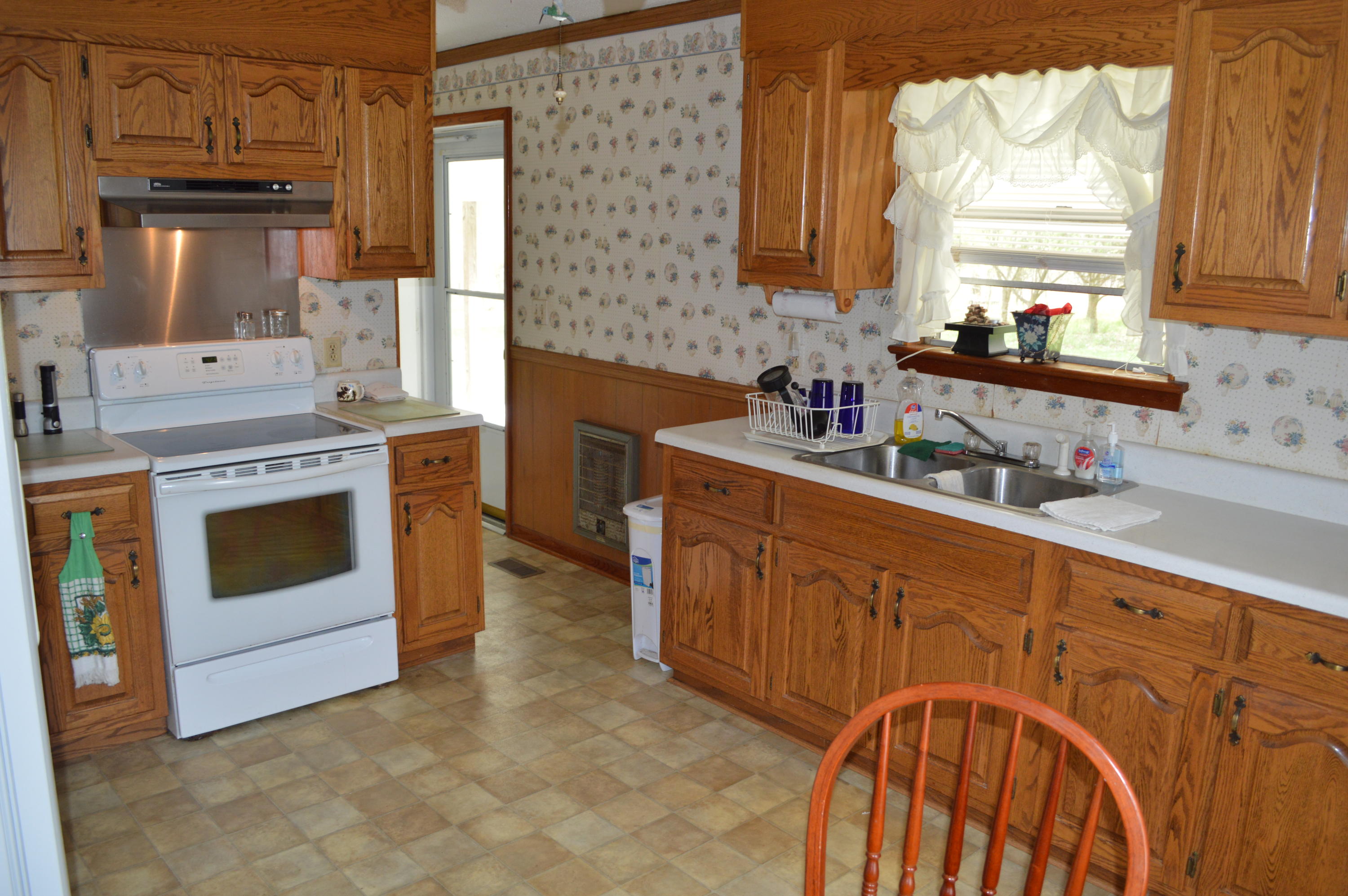 234 Stocker Road Palmer, TN 37365 - Photo 9 of 14 DSC_0764