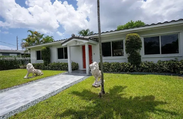 $6,000 | 31 Southwest 6th Street, Hallandale Beach, FL 33009