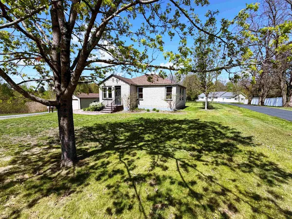 $269,500 | 573 Sias Avenue, Newport, VT 05855