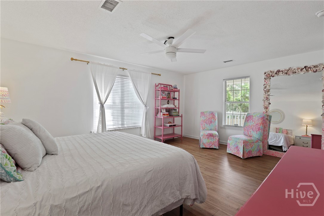 5109 La Roche Avenue Savannah, GA 31404 - Photo 11 of 31