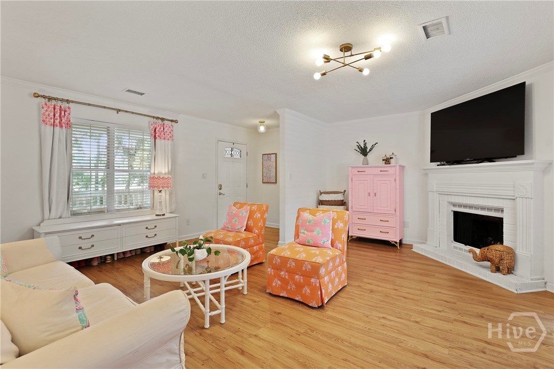 5109 La Roche Avenue Savannah, GA 31404 - Photo 3 of 31