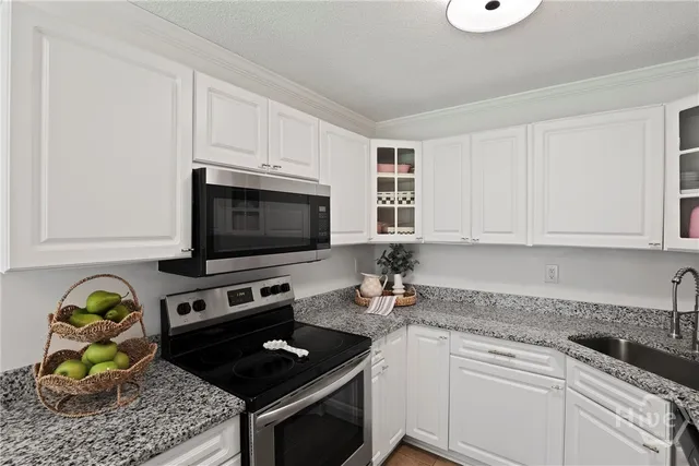 $334,900 | 5109 La Roche Avenue, Savannah, GA 31404