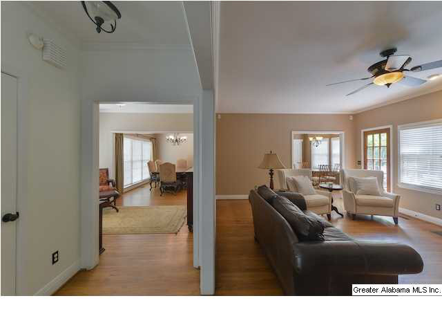 1723 Ridge Road Birmingham, AL 35209 - Photo 7 of 31