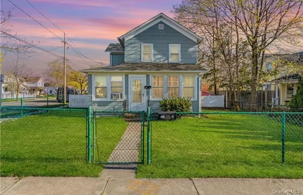 $2,200 | 40 Amity Street, Patchogue, NY 11772