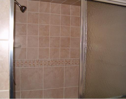 435 Bear Road Worthington, PA 16262 - Photo 10 of 14 Master Bath/Spa.
