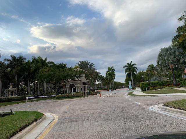 8272 Vía Serena Boca Raton, FL 33433 - Photo 2 of 15 IMG_2138