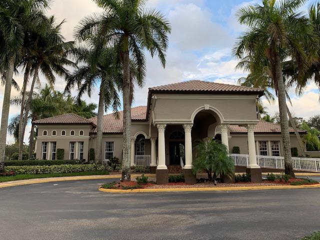8272 Vía Serena Boca Raton, FL 33433 - Photo 3 of 15 IMG_2139