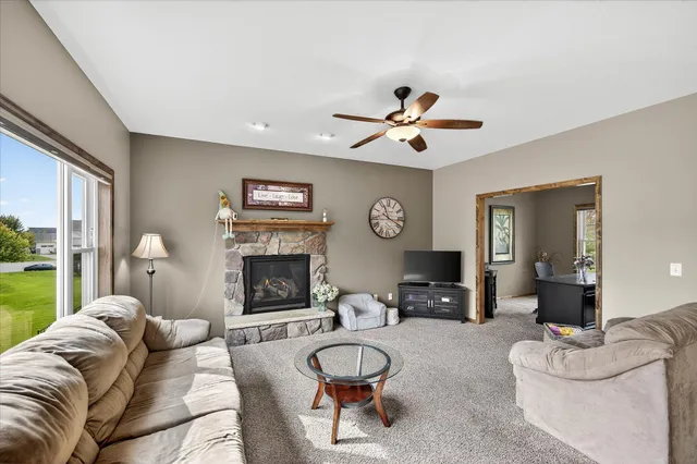 $525,000 | 5882 Deer Street, Monticello, MN 55362