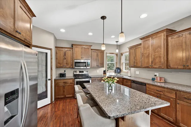 $525,000 | 5882 Deer Street, Monticello, MN 55362