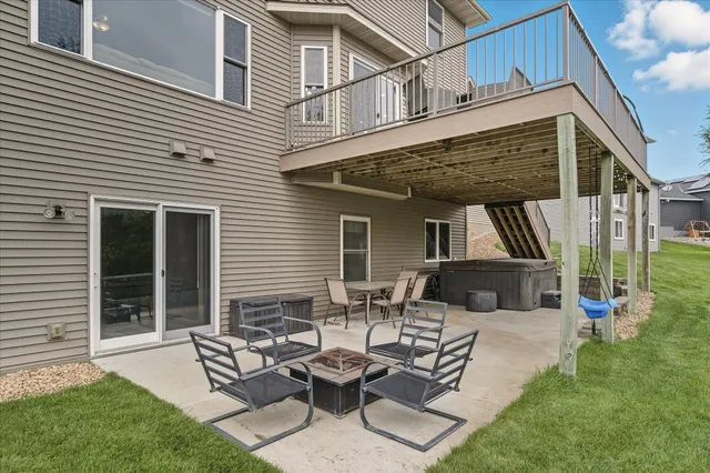 $525,000 | 5882 Deer Street, Monticello, MN 55362