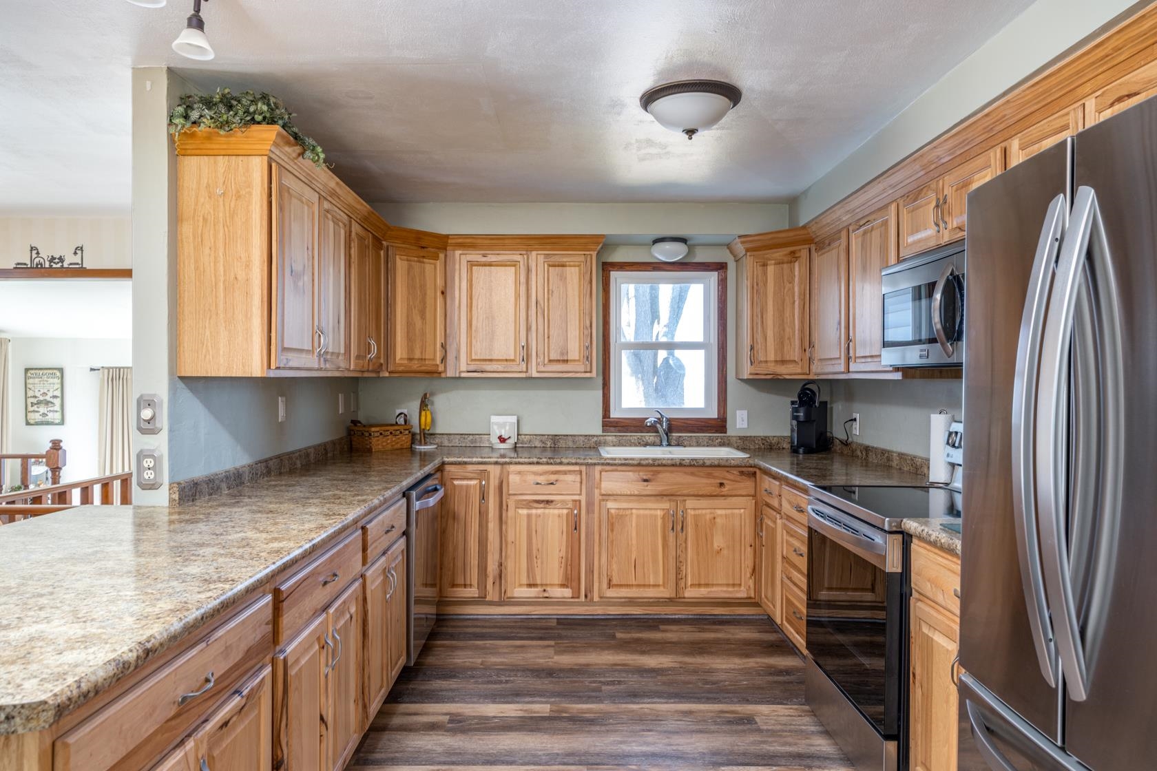 N6629 Harrison Road Hilbert, WI 54129 - Photo 7 of 50