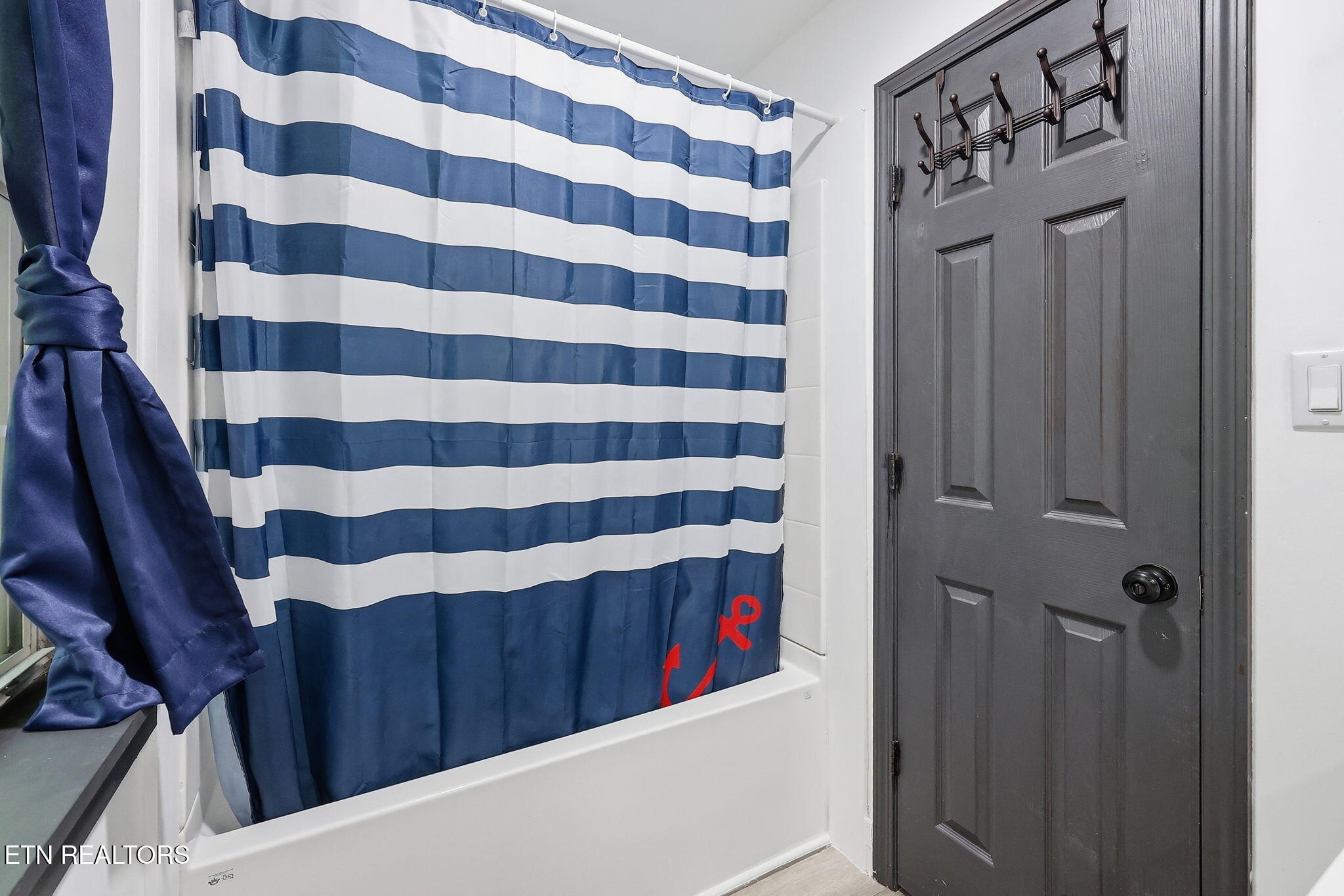 112 Royce Road Andersonville, TN 37705 - Photo 16 of 41 16-web-or-mls-16_112_Royce