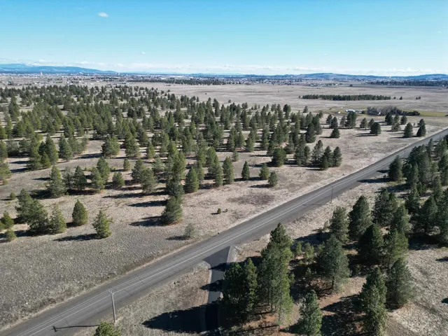 $1,500,000 | 4-xx North Dover Road, Medical Lake, WA 99022