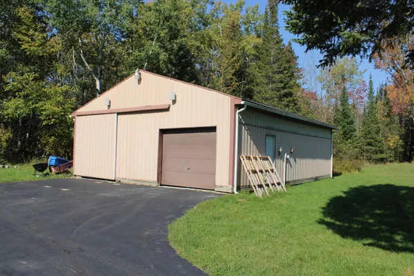 $475,000 | 9850 Elevere Road, Lachine, MI 49753