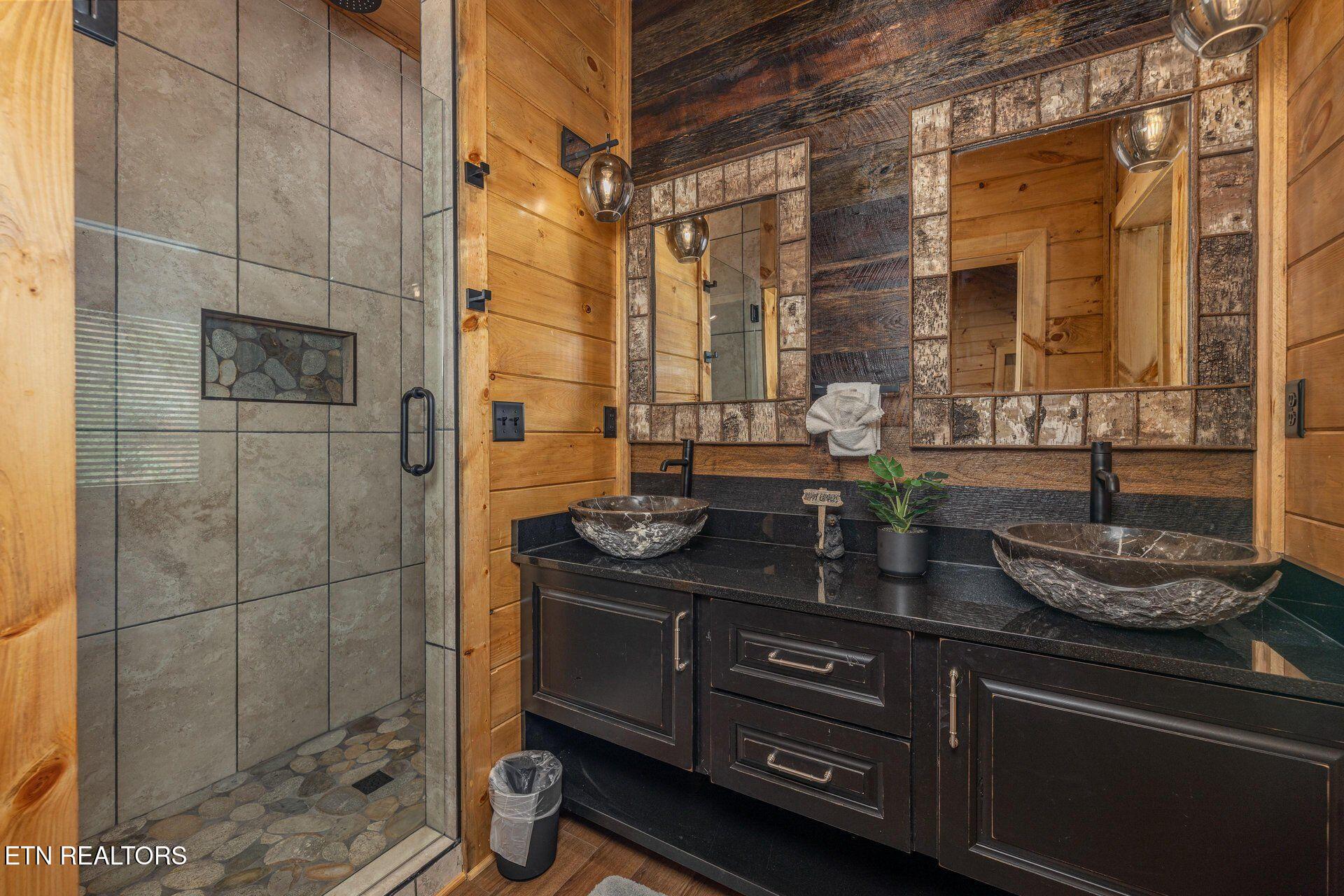 2778 Overholt Trail Sevierville, TN 37862 - Photo 15 of 54 Stand up shower