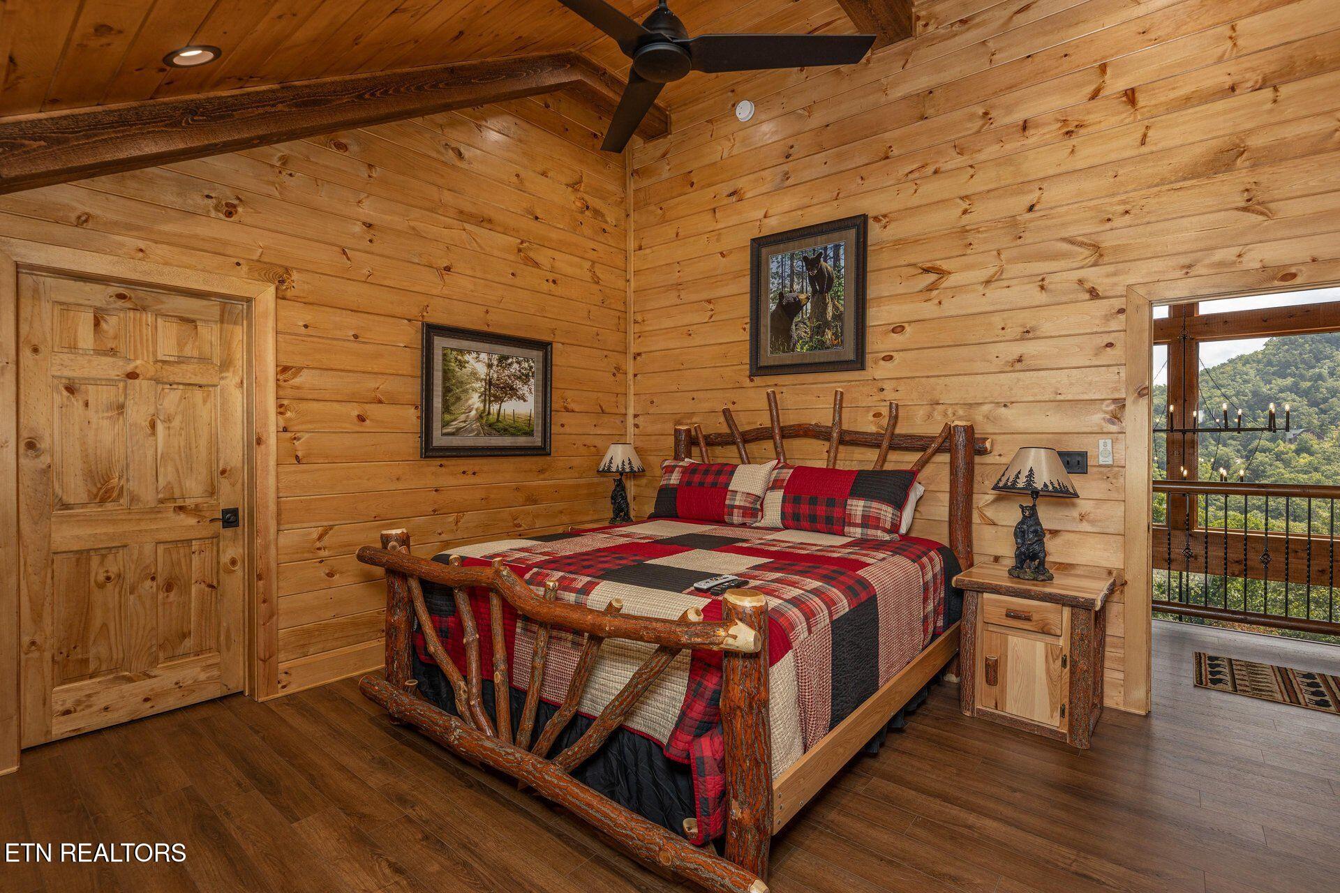 2778 Overholt Trail Sevierville, TN 37862 - Photo 18 of 54 Additional bedroom