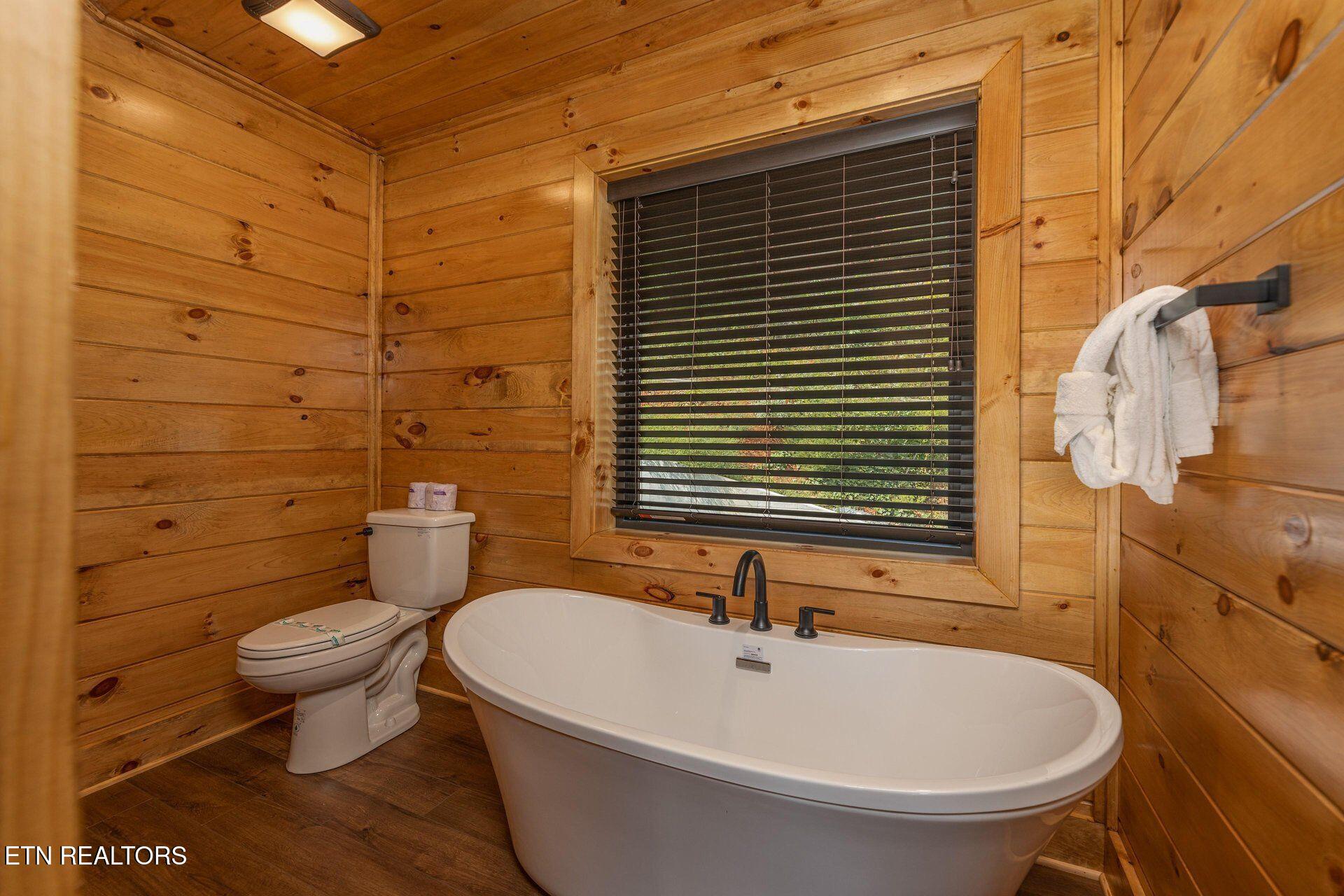 2778 Overholt Trail Sevierville, TN 37862 - Photo 19 of 54 Privacy with a view