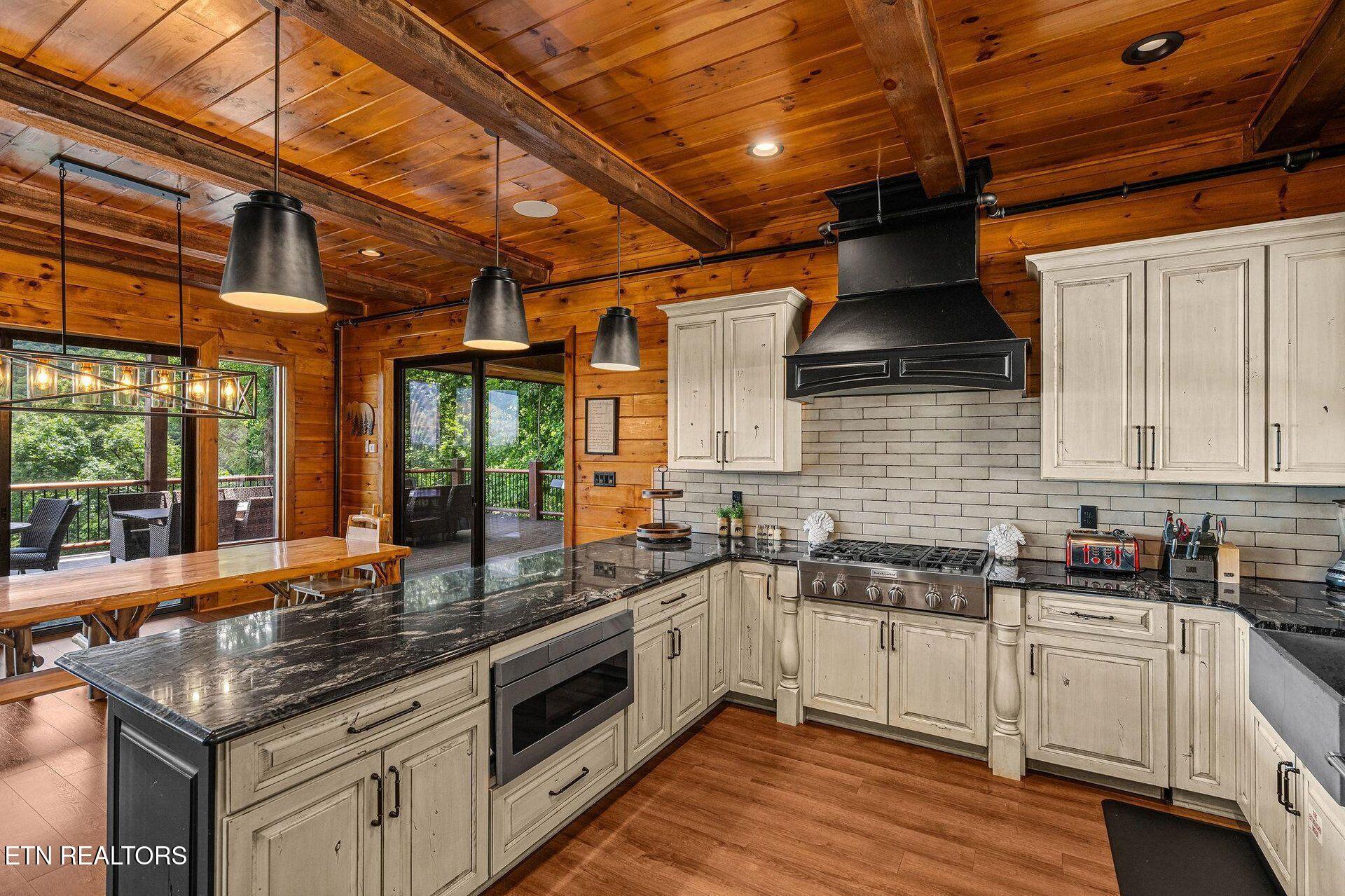 2778 Overholt Trail Sevierville, TN 37862 - Photo 25 of 54 Stainless appliances