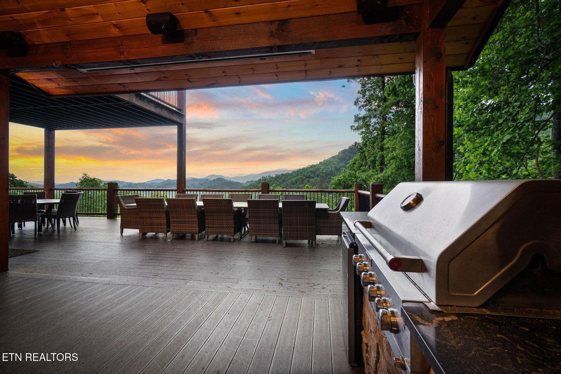 2778 Overholt Trail Sevierville, TN 37862 - Photo 29 of 54 Outdoor eat-in
