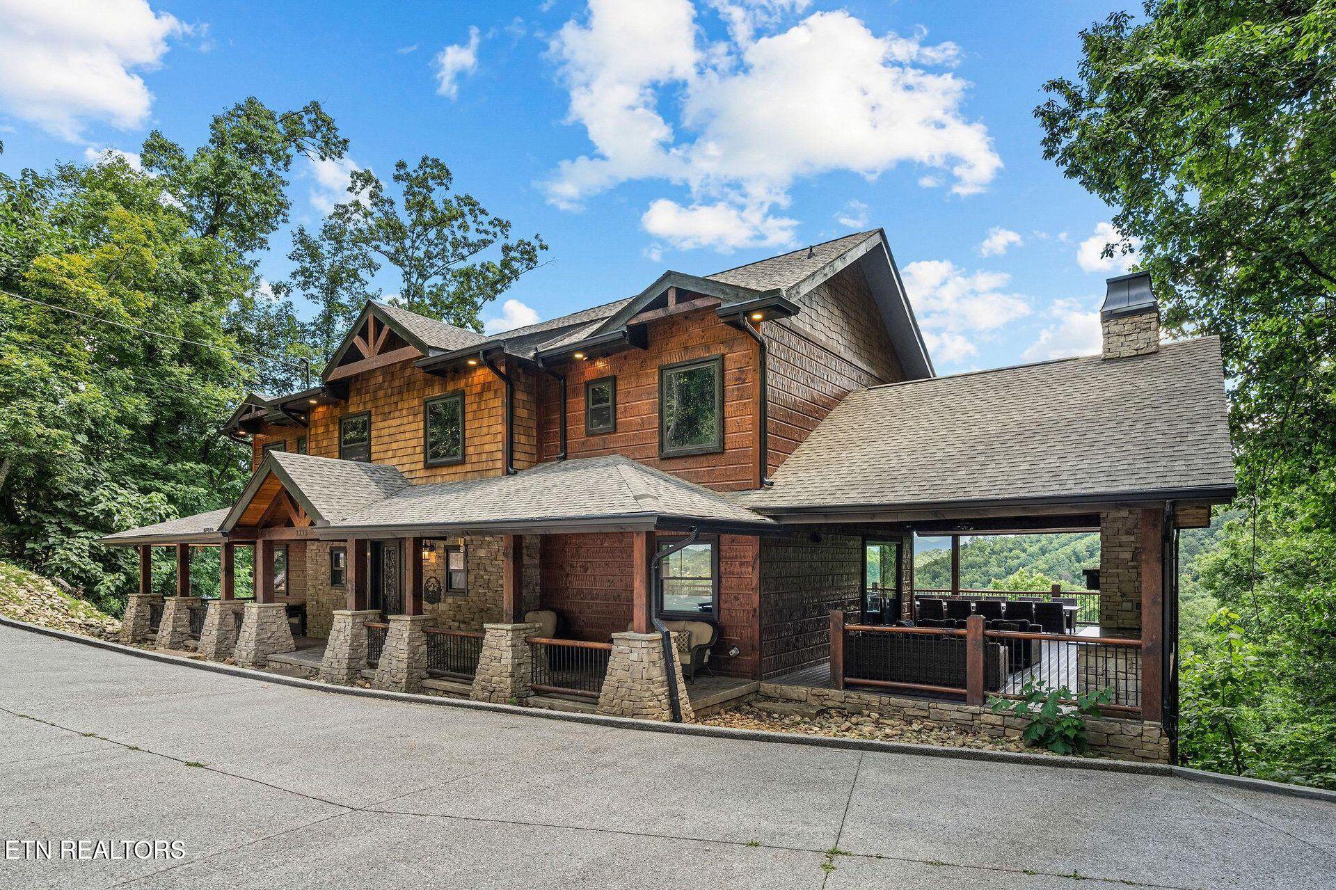 2778 Overholt Trail Sevierville, TN 37862 - Photo 7 of 54 Side view