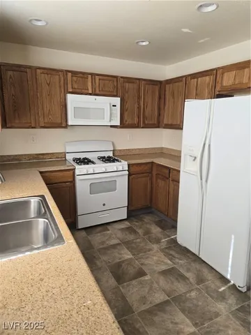 $2,000 | Undisclosed Address, Las Vegas, NV 89178
