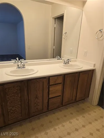 $2,000 | Undisclosed Address, Las Vegas, NV 89178