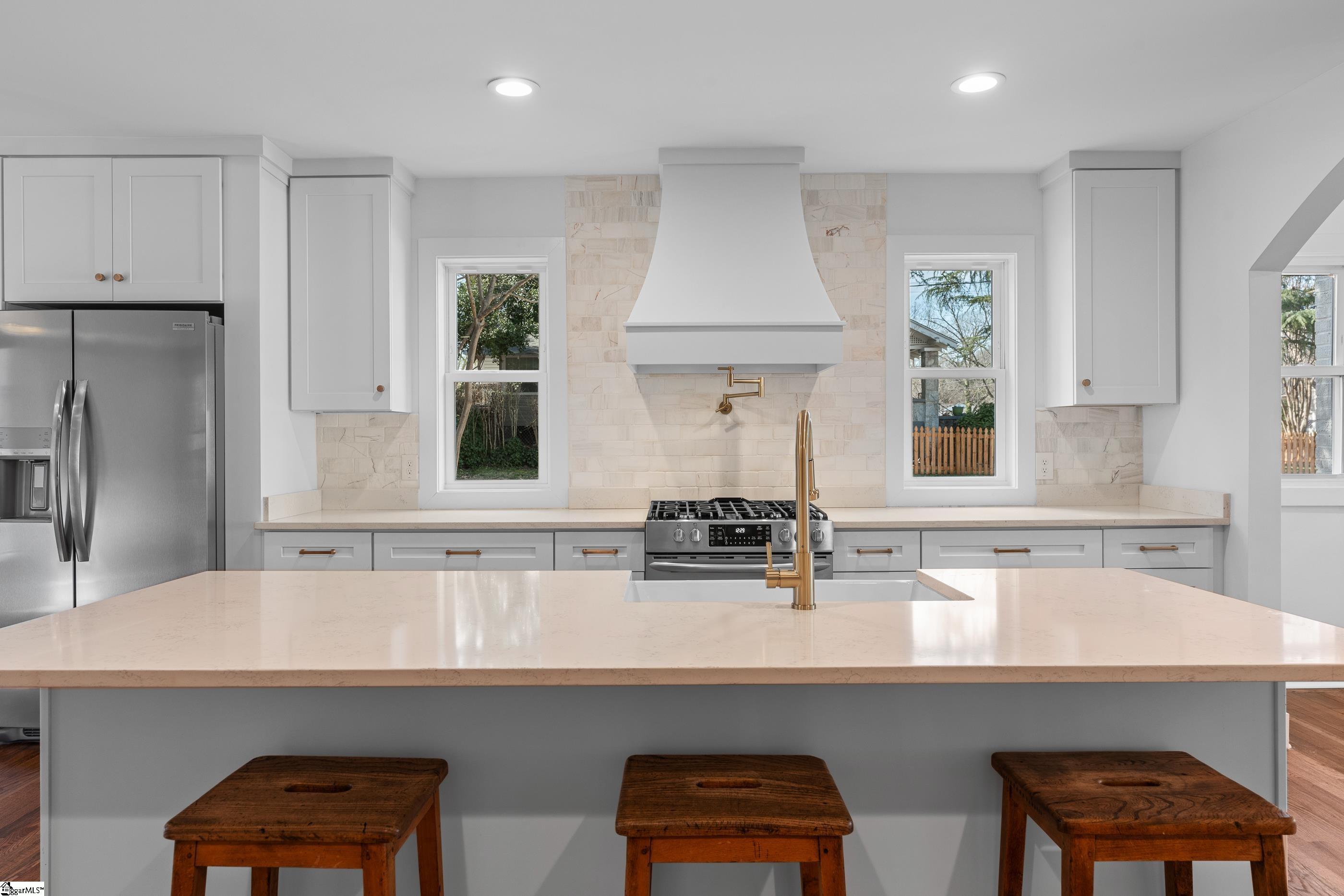 200 East Faris Road Greenville, SC 29605 - Photo 12 of 36 Gallery Image 12