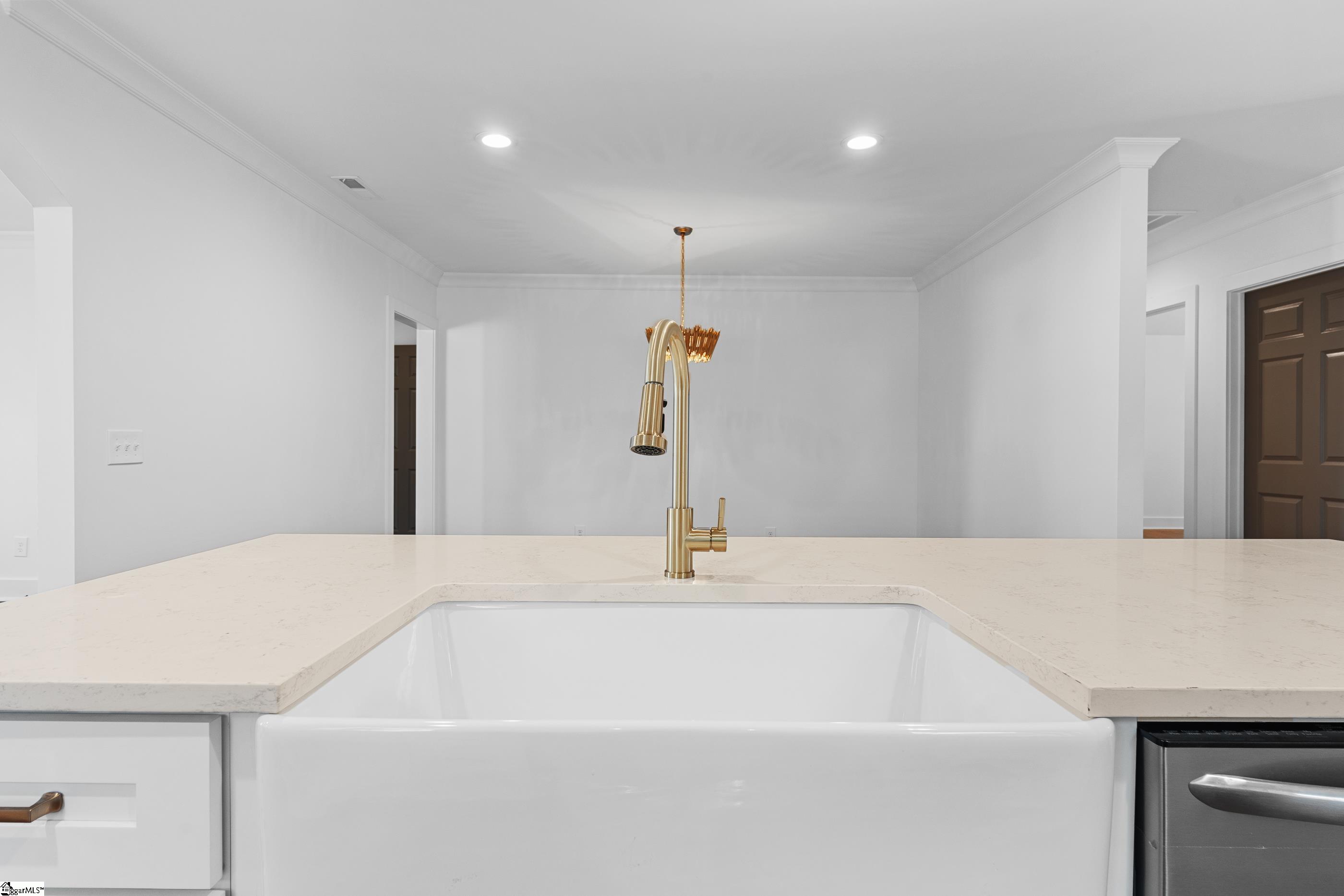 200 East Faris Road Greenville, SC 29605 - Photo 16 of 36 Gallery Image 16