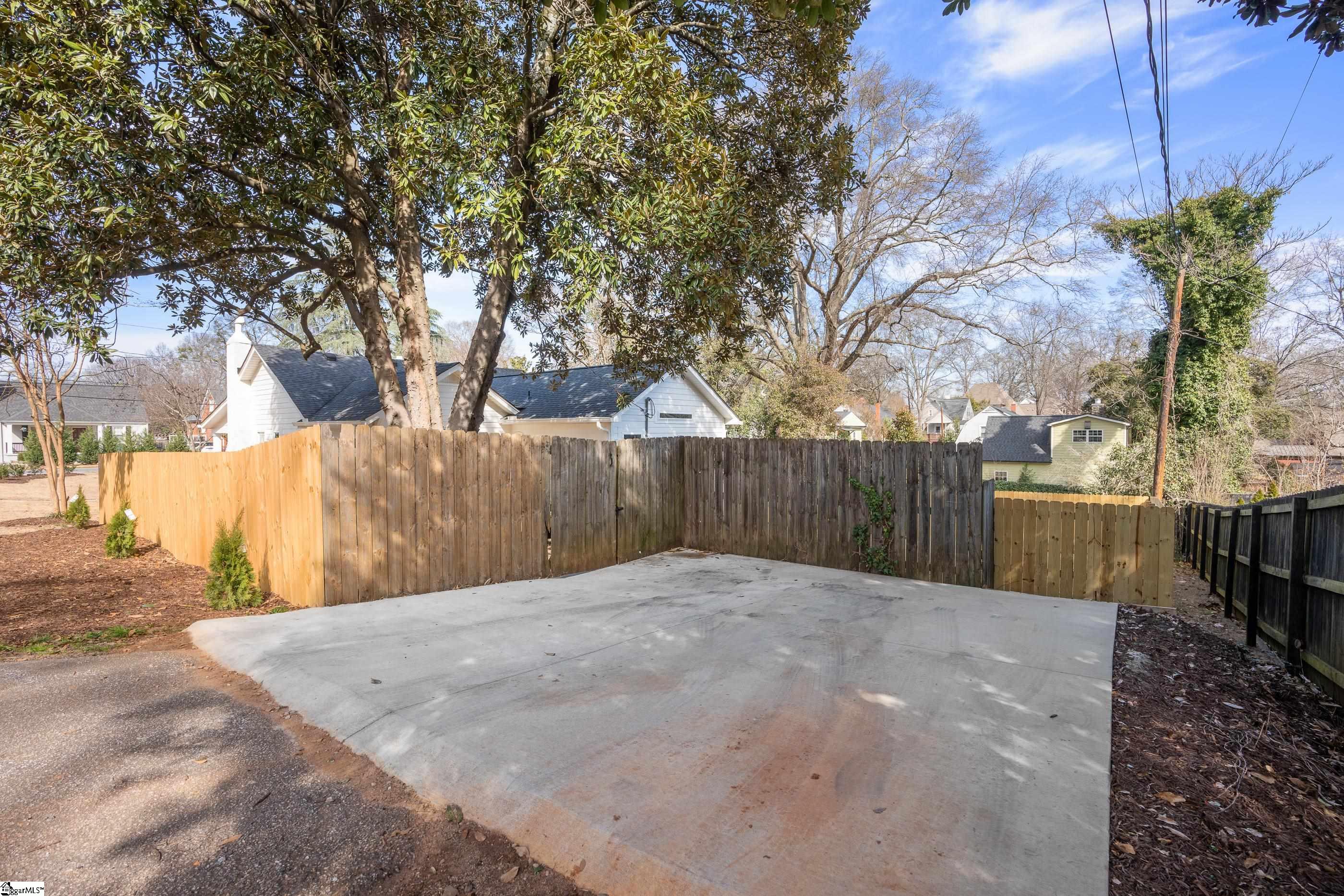 200 East Faris Road Greenville, SC 29605 - Photo 36 of 36 Gallery Image 36