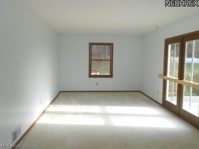 14875 Doylestown Road Doylestown, OH 44230 - Photo 7 of 16 LIVING ROOM