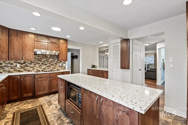 $1,800,000 | 11545 Kuna Road, Kuna, ID 83634