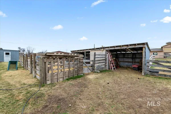 $1,800,000 | 11545 Kuna Road, Kuna, ID 83634