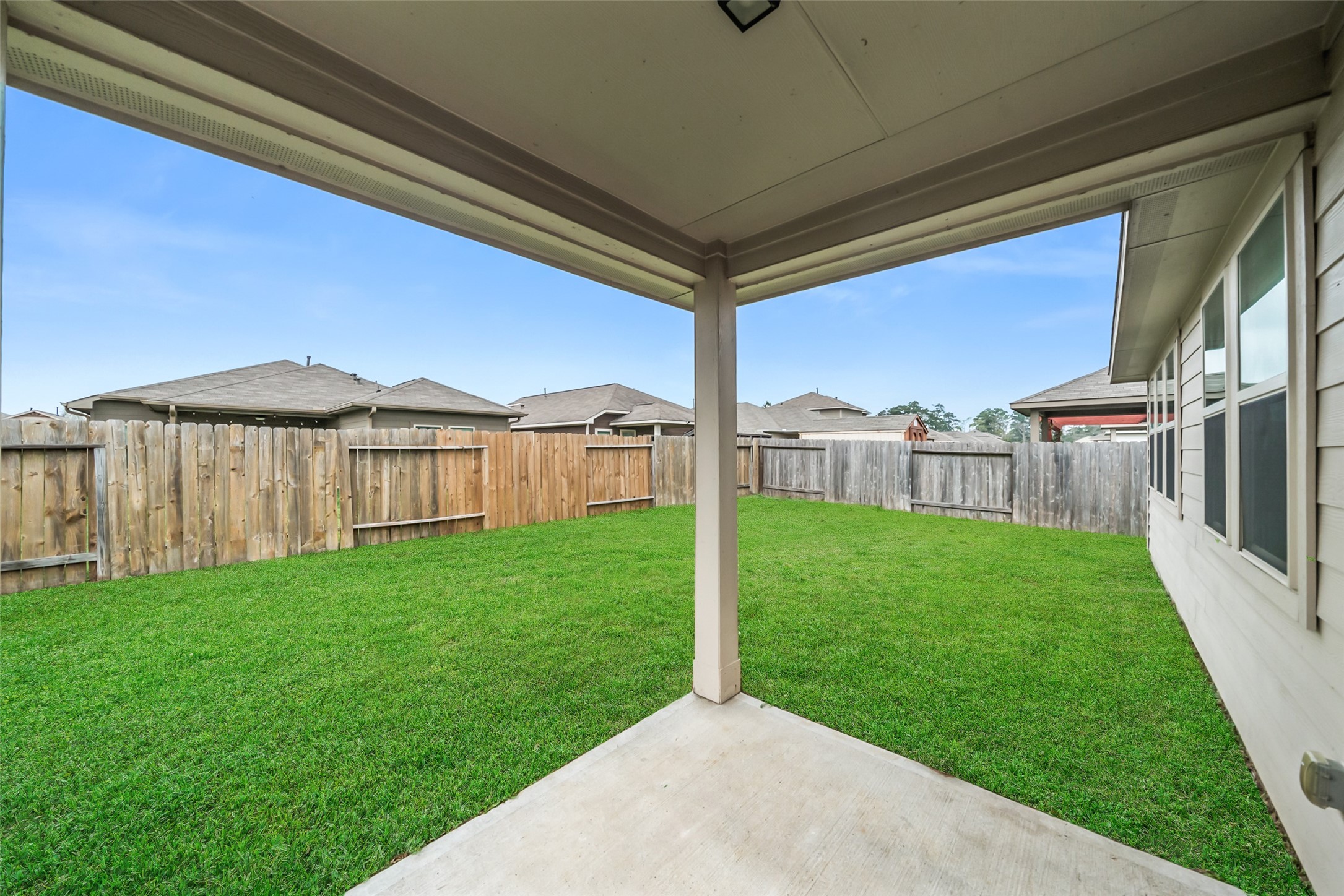 3626 Karissa Road Conroe, TX 77306 - Photo 31 of 34 Covered back patio