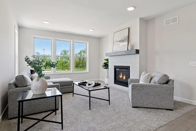 $639,900 | 18661 Icebox Lane, Lakeville, MN 55044