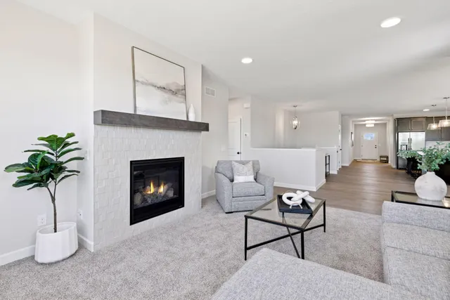 $639,900 | 18661 Icebox Lane, Lakeville, MN 55044