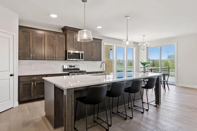 $639,900 | 18661 Icebox Lane, Lakeville, MN 55044