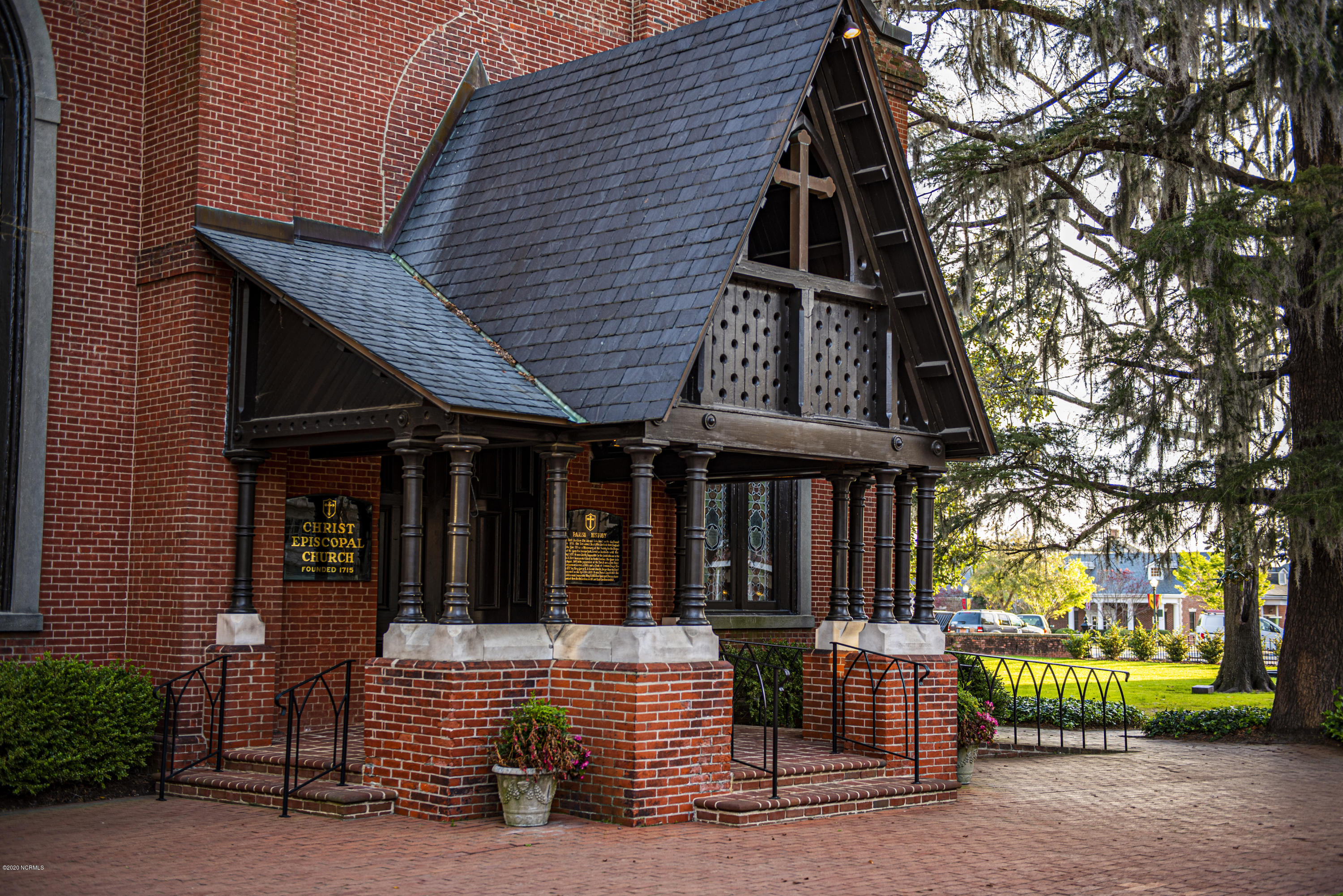 122 Teufen Road New Bern, NC 28562 - Photo 55 of 69 Church Downtown New Bern