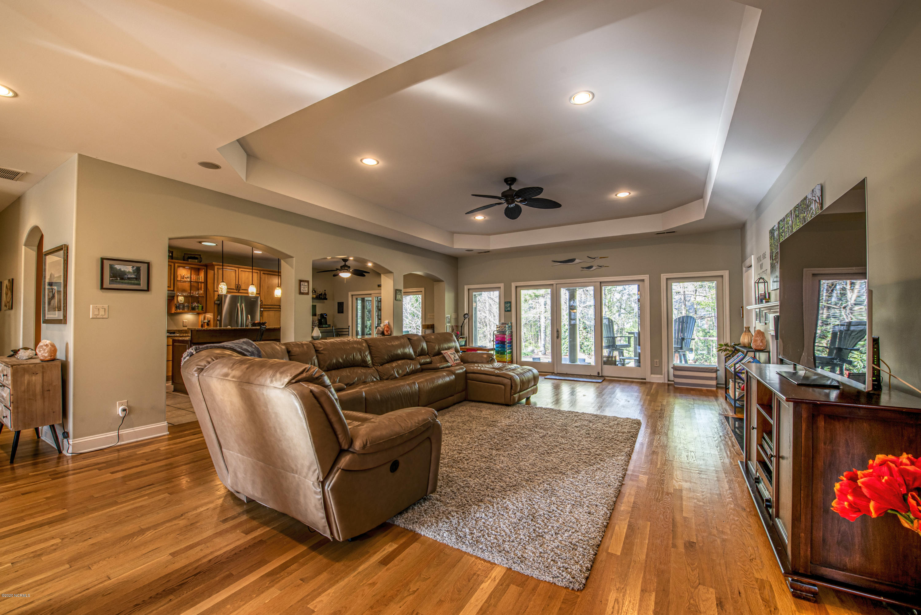 122 Teufen Road New Bern, NC 28562 - Photo 9 of 69 Living Room