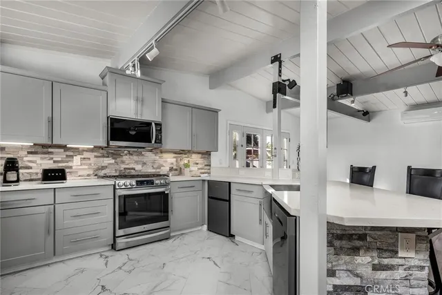 $1,250,000 | 23911 Fulmar Avenue, Torrance, CA 90501