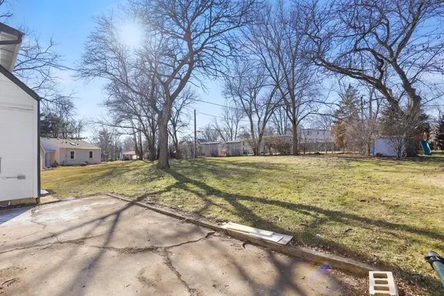 $3,699 | 1S480 Monterey Avenue, Oakbrook Terrace, IL 60181